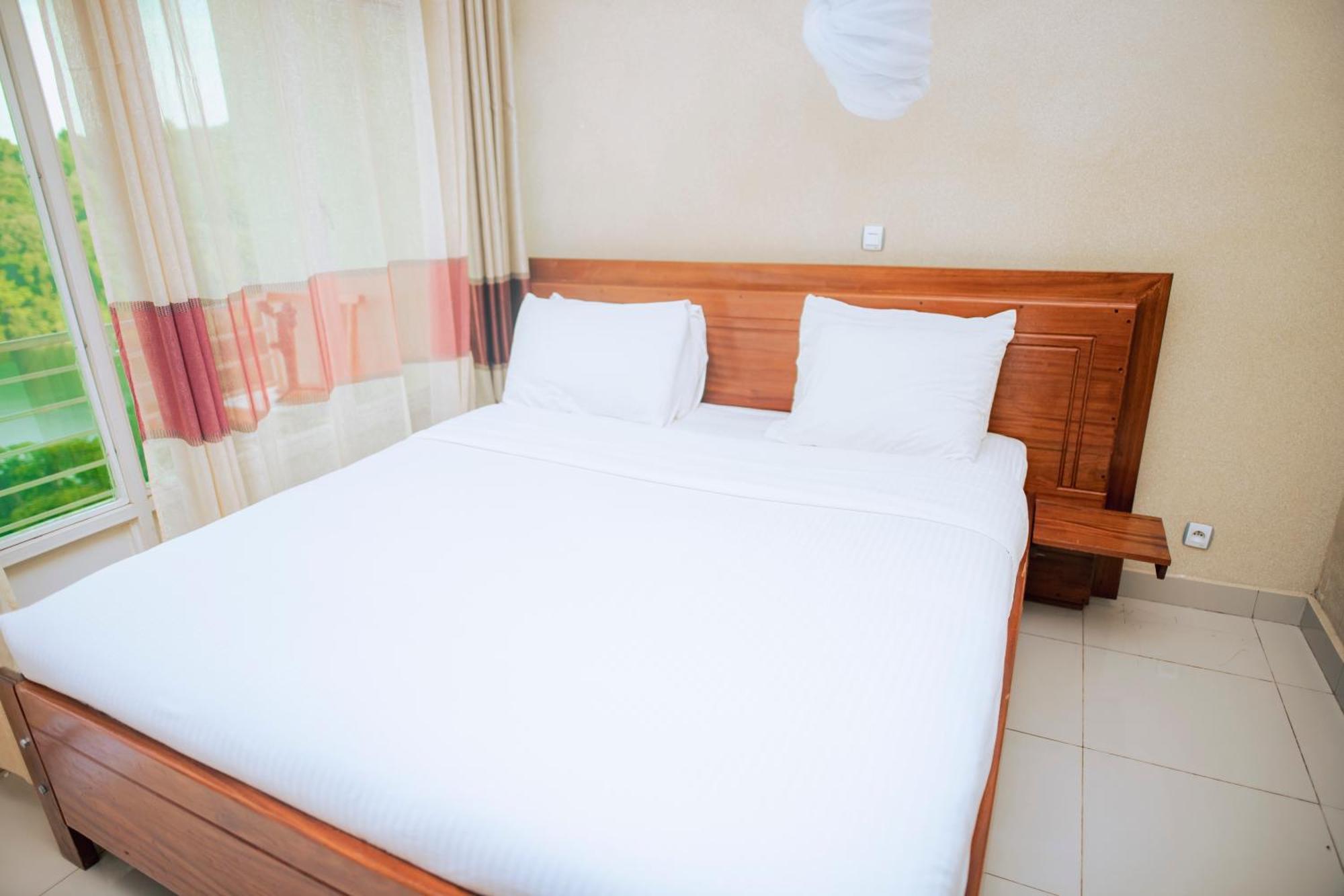 Peace Guest House Muhari Exterior foto